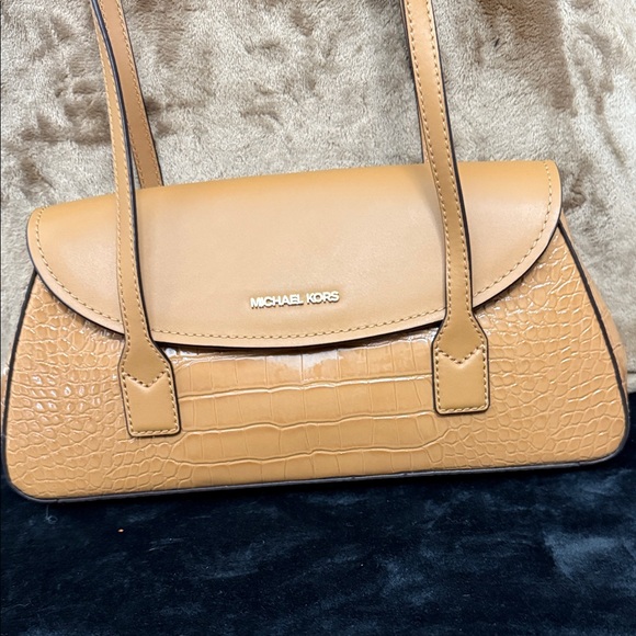 NWT Michael Kors Katya Camel Croc-Embossed Shoulder Bag - Picture 1 of 7